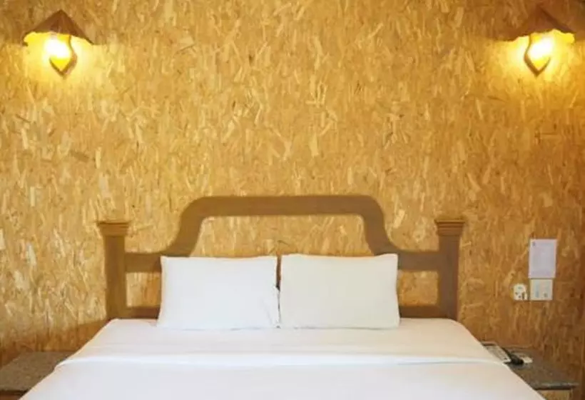 هتل Chatsuree Boutique Resort