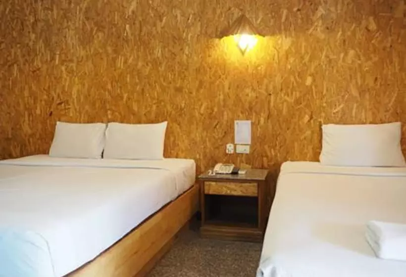 هتل Chatsuree Boutique Resort