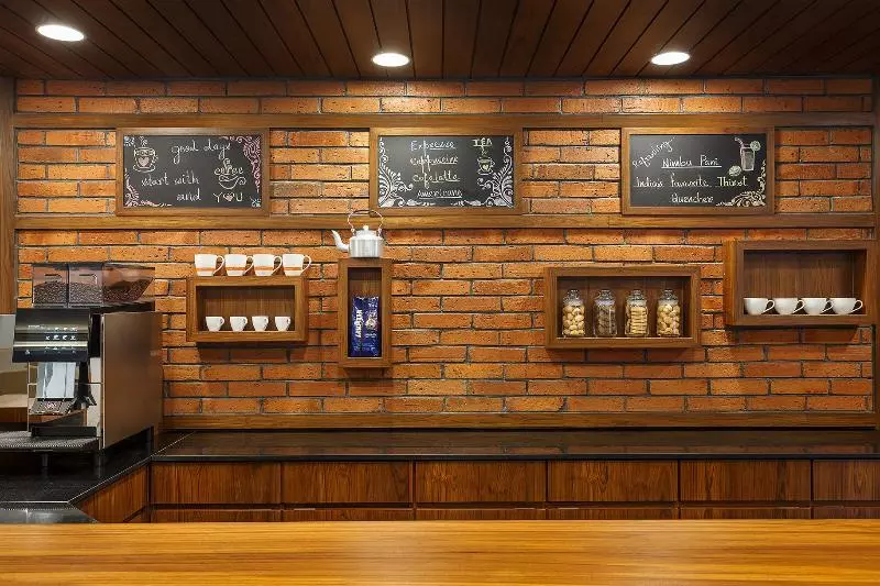 ホテル Ginger  Lucknow