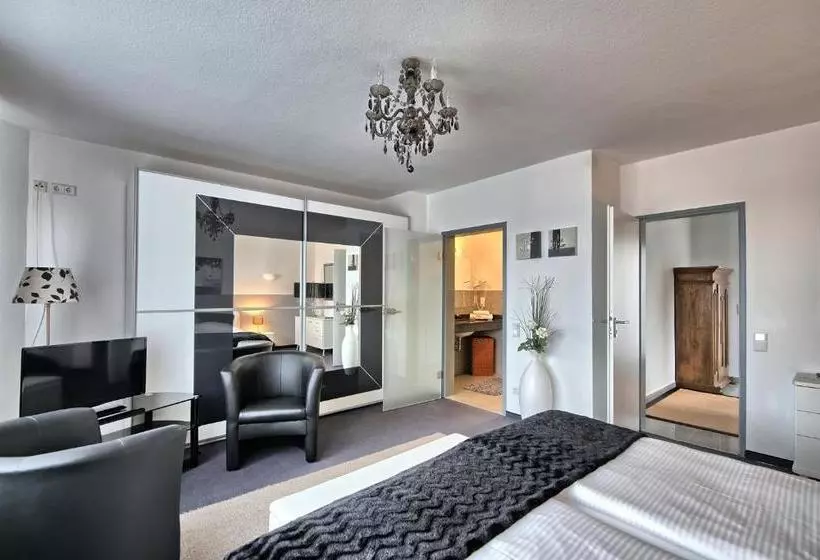 Hotelli Restaurant Tonino