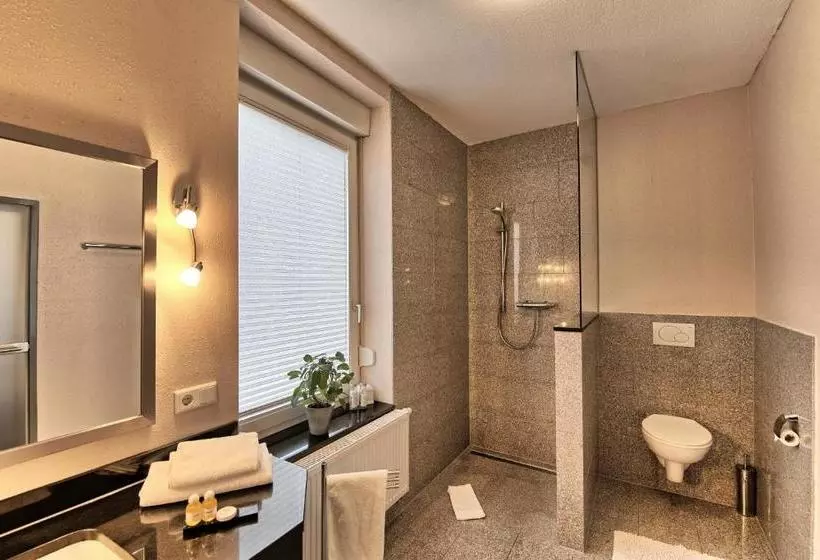 Hotelli Restaurant Tonino