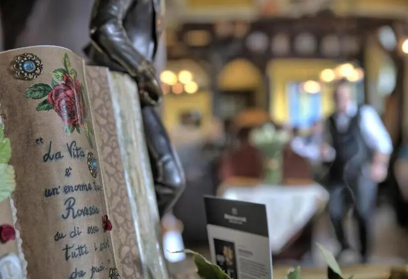 ホテル Restaurant Tonino