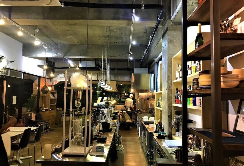 Aien Coffee & Hostel