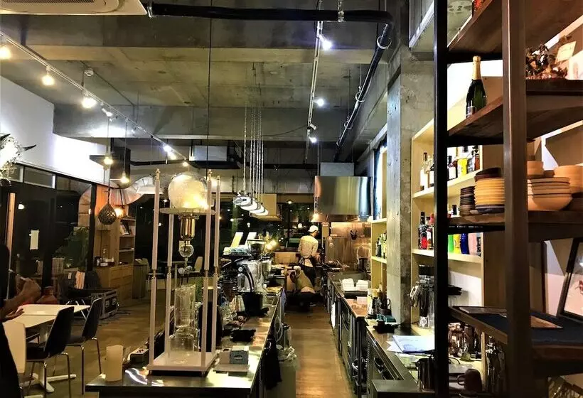 Aien Coffee & Hostel
