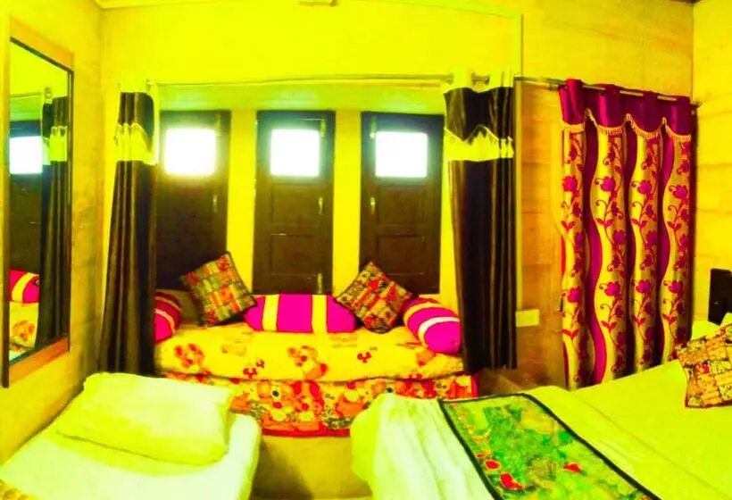 تختخواب و صبحانه Fotiya Jaisalmer