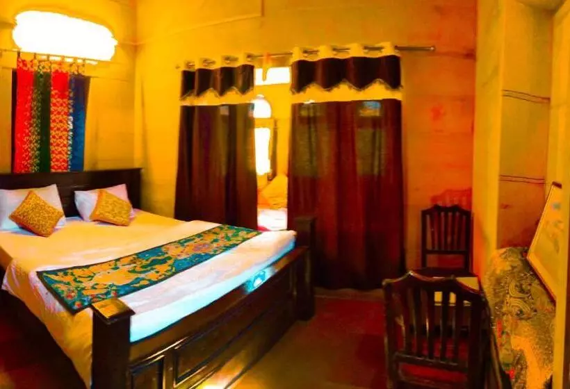 تختخواب و صبحانه Fotiya Jaisalmer