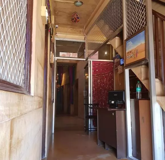 تختخواب و صبحانه Fotiya Jaisalmer
