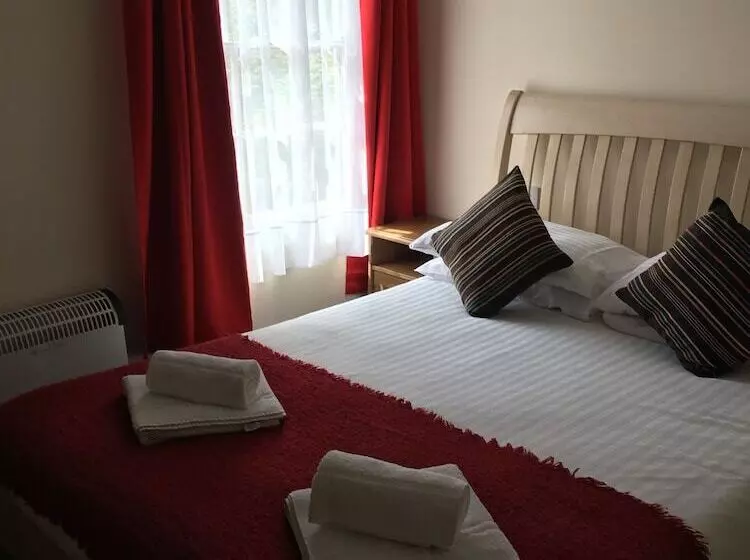 Aamiaismajoitus (B&B) The Chequers