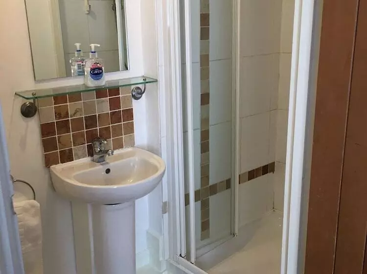 Aamiaismajoitus (B&B) The Chequers