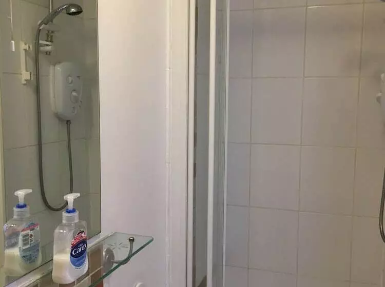 Aamiaismajoitus (B&B) The Chequers