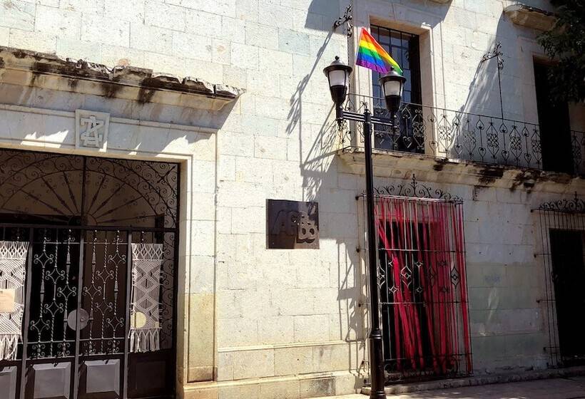 Отель Agrado Guest House