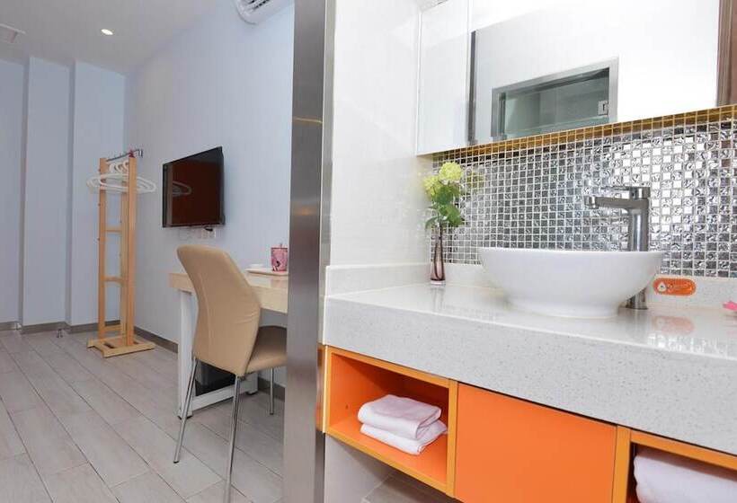 Hotel Lijing Selected