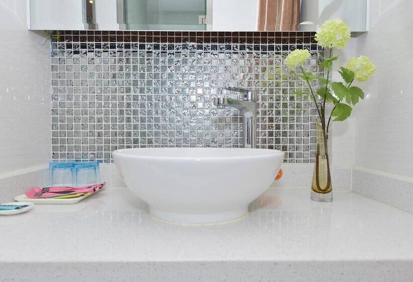 Hotel Lijing Selected