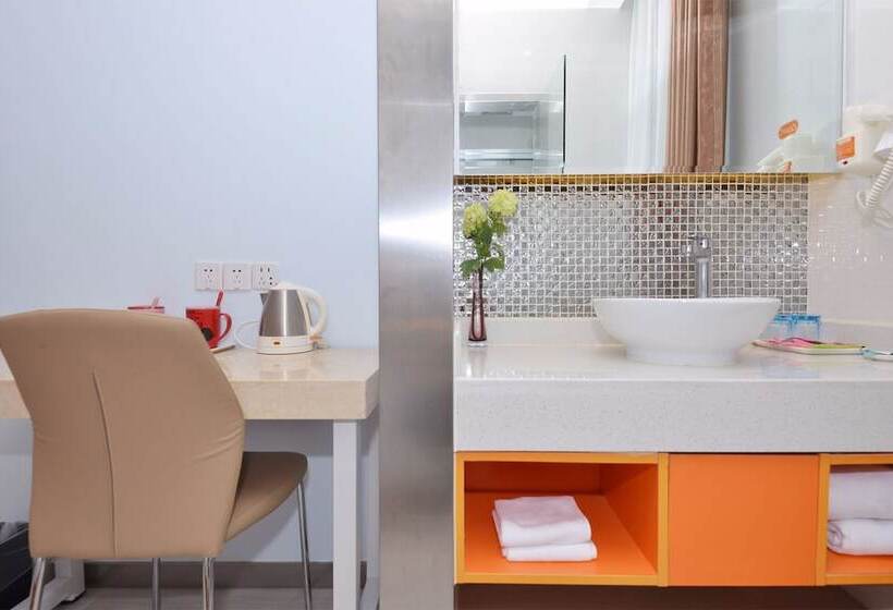 Hotel Lijing Selected