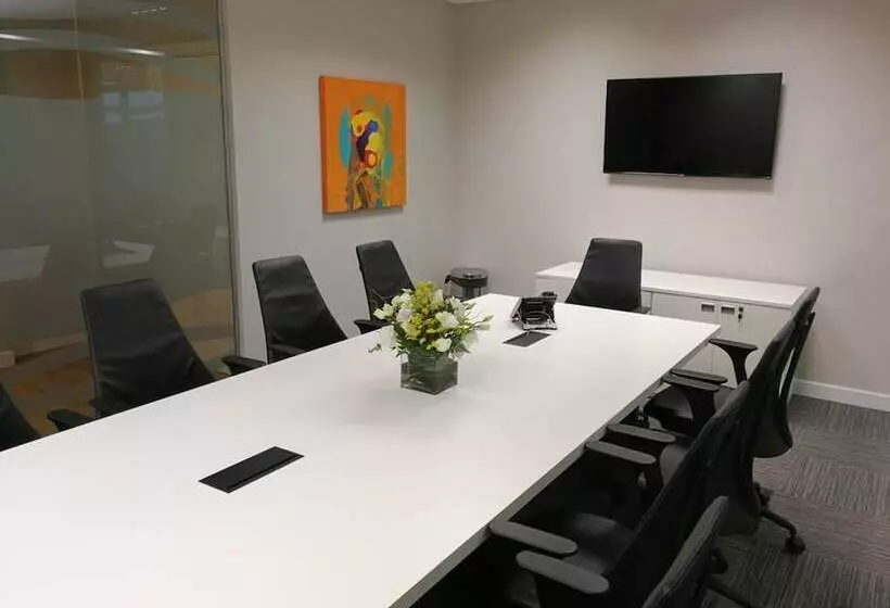 Paseo La Galería Hotel & Suites