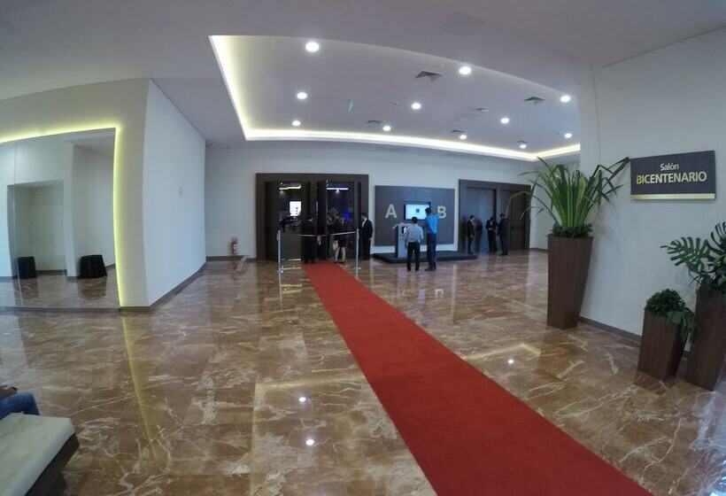 Paseo La Galería Hotel & Suites