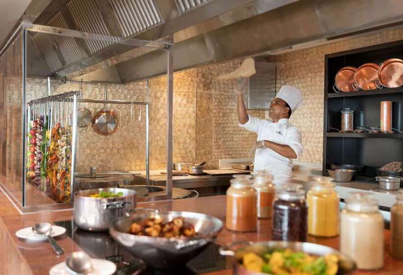 Hotel Wyndham Grand Manama