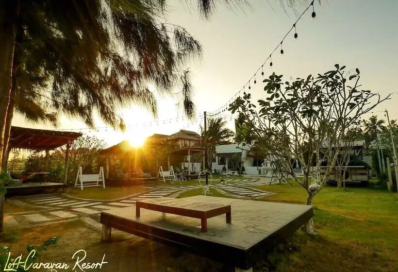 Loft Caravan Resort