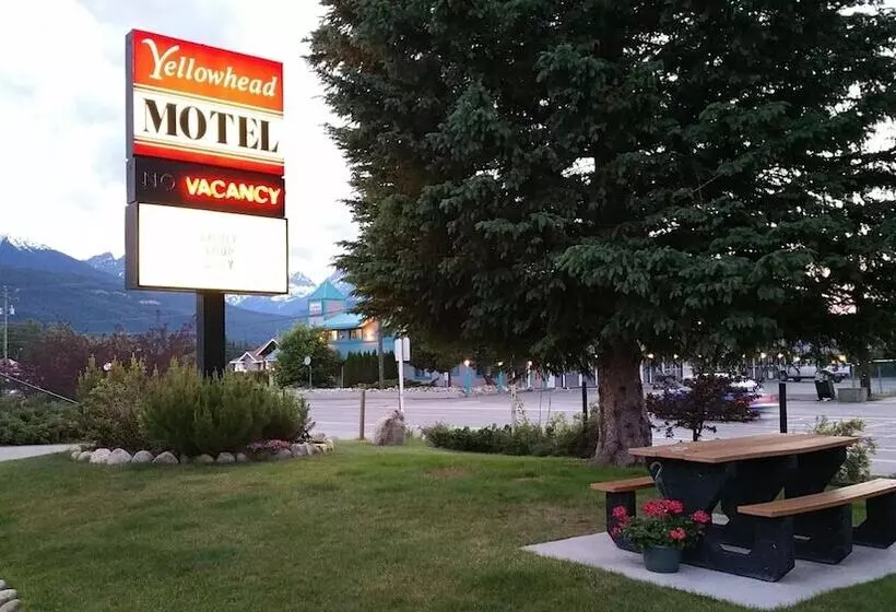 Yellowhead Motel