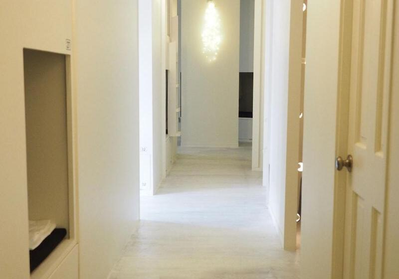 Almond Hostel & Cafe Shibuya