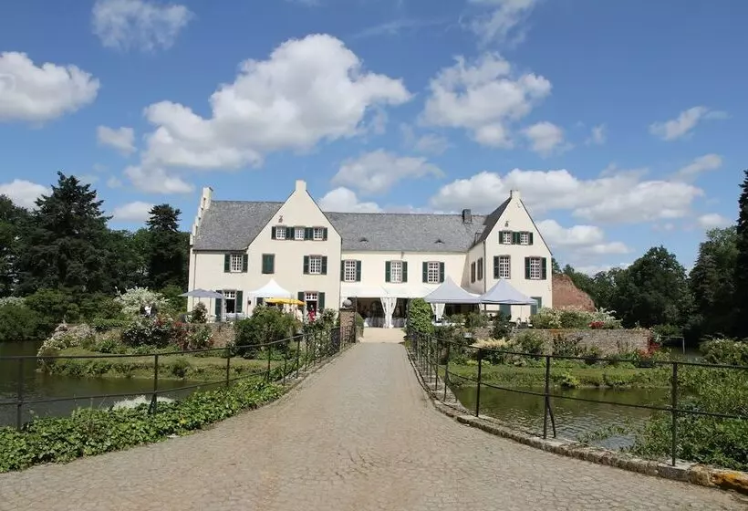 Aamiaismajoitus (B&B) Burg Heimerzheim