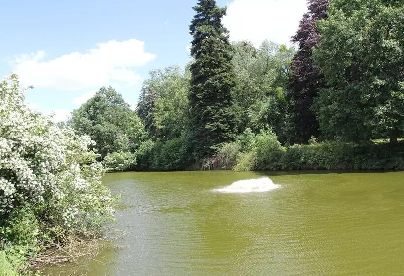 Aamiaismajoitus (B&B) Burg Heimerzheim