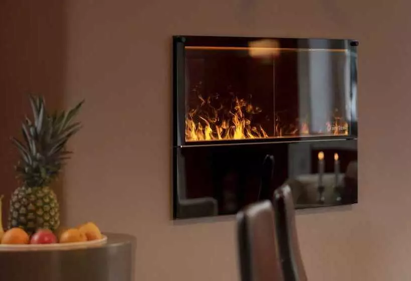 Aamiaismajoitus (B&B) Burg Heimerzheim