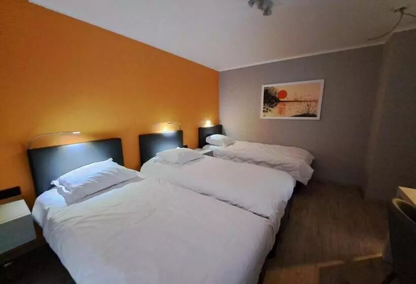 ベッドアンドブレックファースト Chanteloup, Maison D Hôtes  Halleux