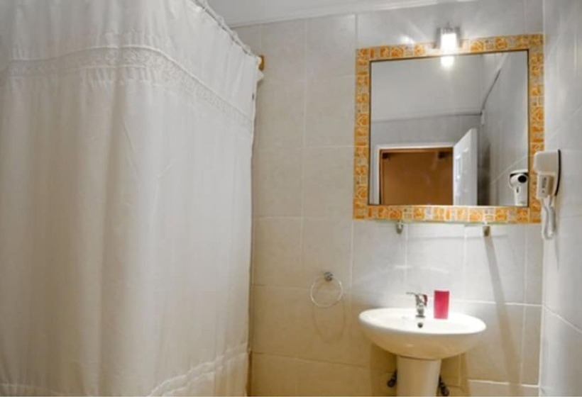 בית מלון כפרי Albatros