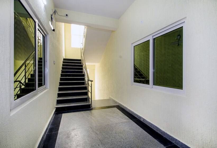 ホテル Oyo 6663 Airport Pride Inn