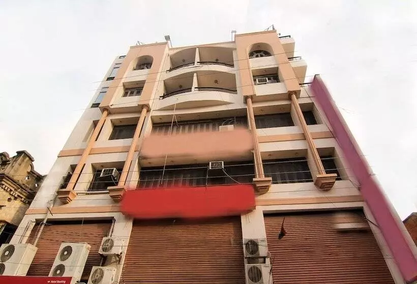 ホテル Oyo Flagship 118 Atithi Satkar