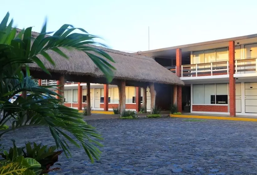 هتل Plaza Palmas