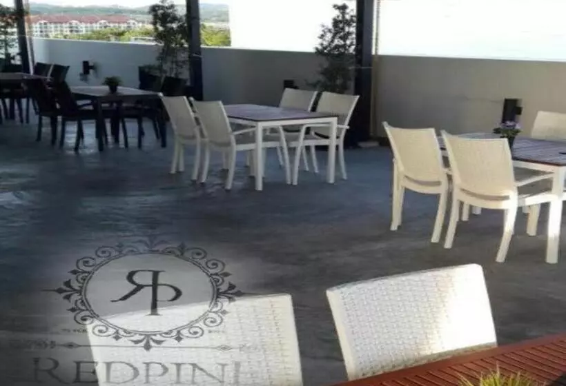 Hotelli Redpine Boutique