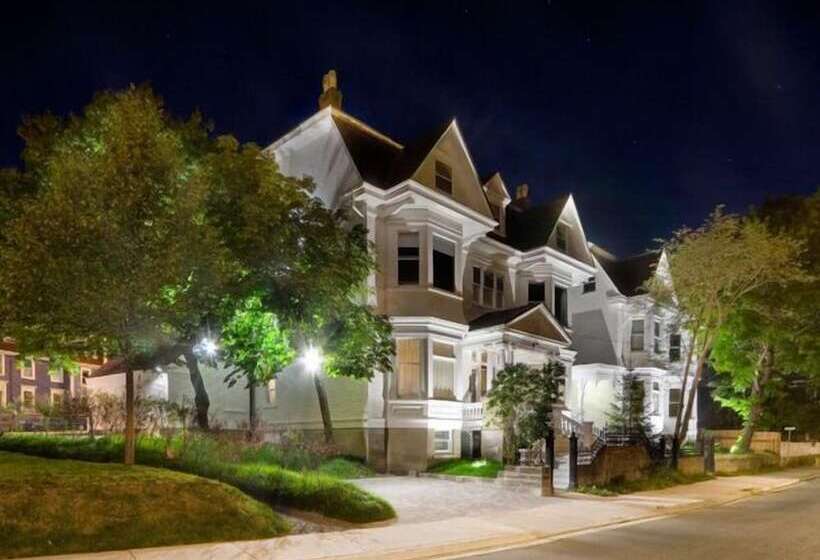 فندق Ryan Mansion