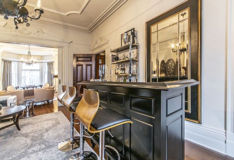 فندق Ryan Mansion