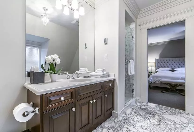 Hotelli Ryan Mansion