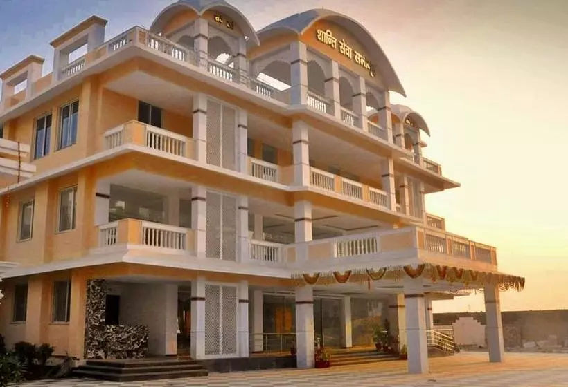 ホテル Shanti Seva Dham A Religious Stay At Priyakant Ju Temple Vrindavan