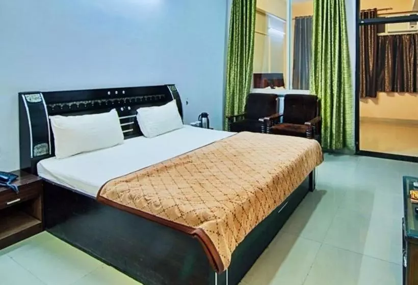 ホテル Shanti Seva Dham A Religious Stay At Priyakant Ju Temple Vrindavan