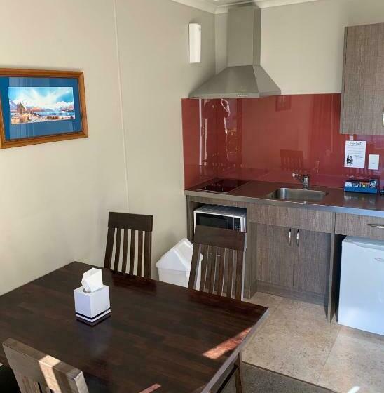 Lake Tekapo Village Motel