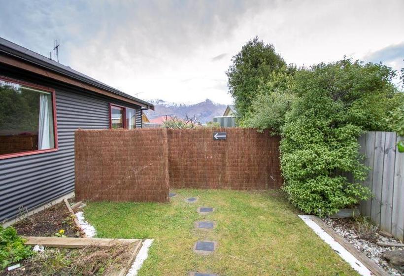 ベッドアンドブレックファースト Cosy Contemporary Hideaway