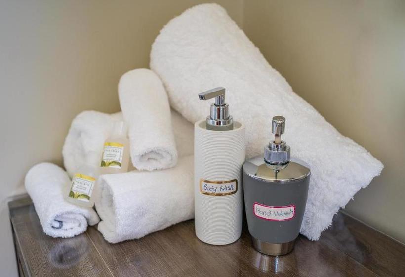 ベッドアンドブレックファースト Cosy Contemporary Hideaway