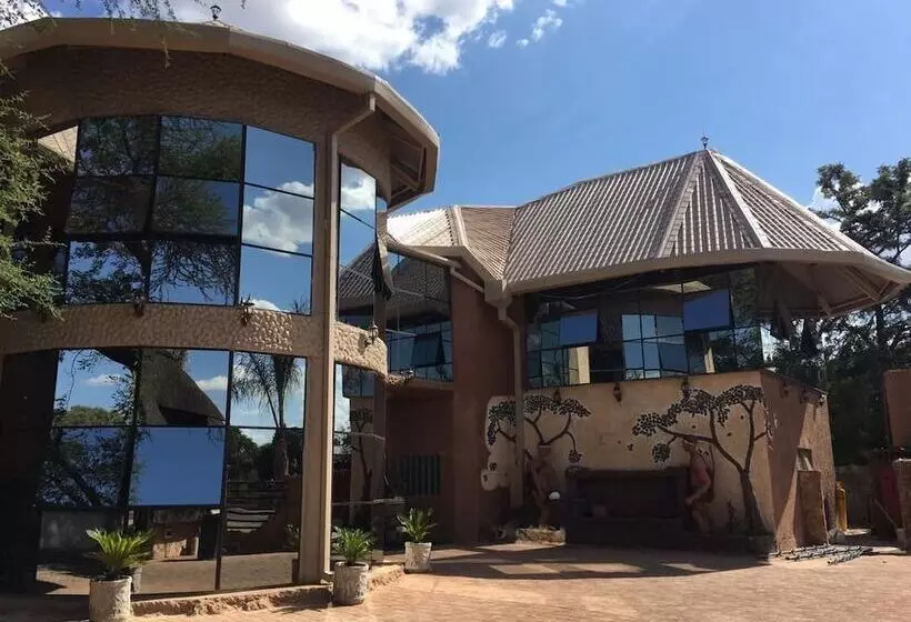 هتل African Home