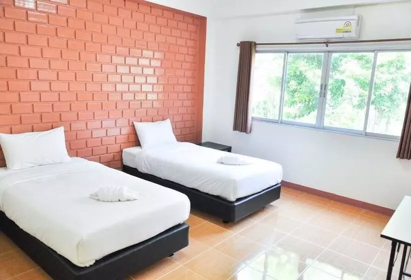 هتل Budsarakam Place