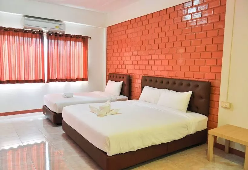 هتل Budsarakam Place