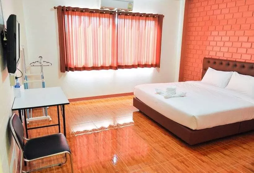 هتل Budsarakam Place