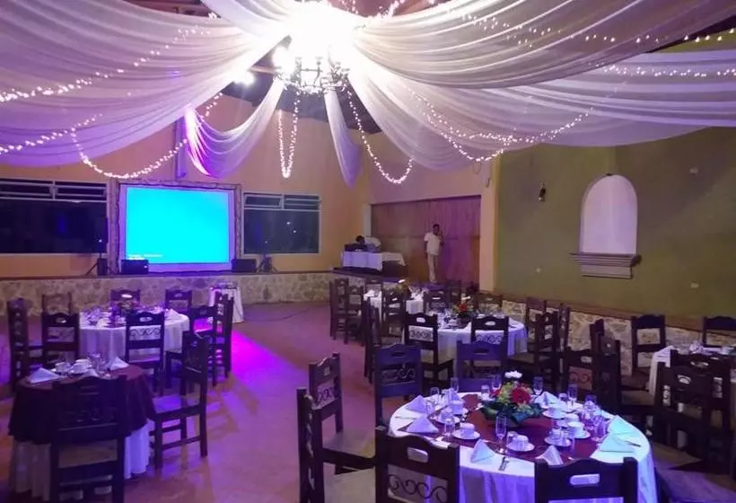 هتل Entre Rios