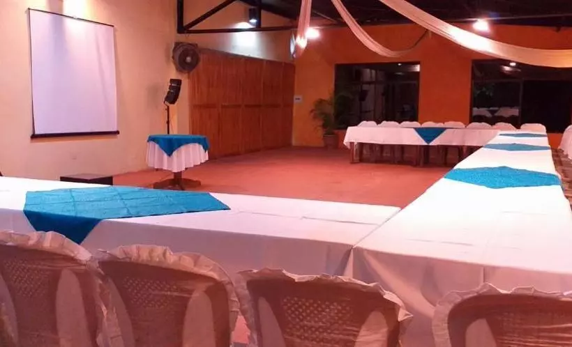 هتل Entre Rios