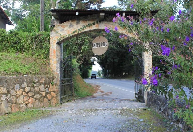 هتل Entre Rios