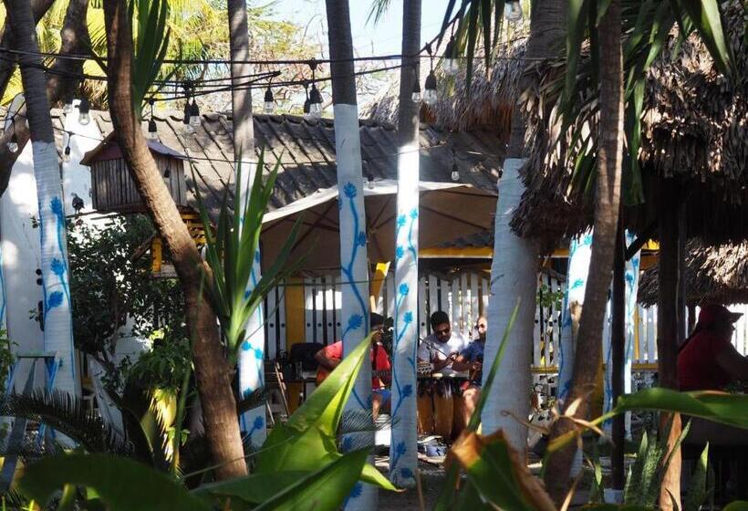 هتل Restaurante Spa La Barca De Oro