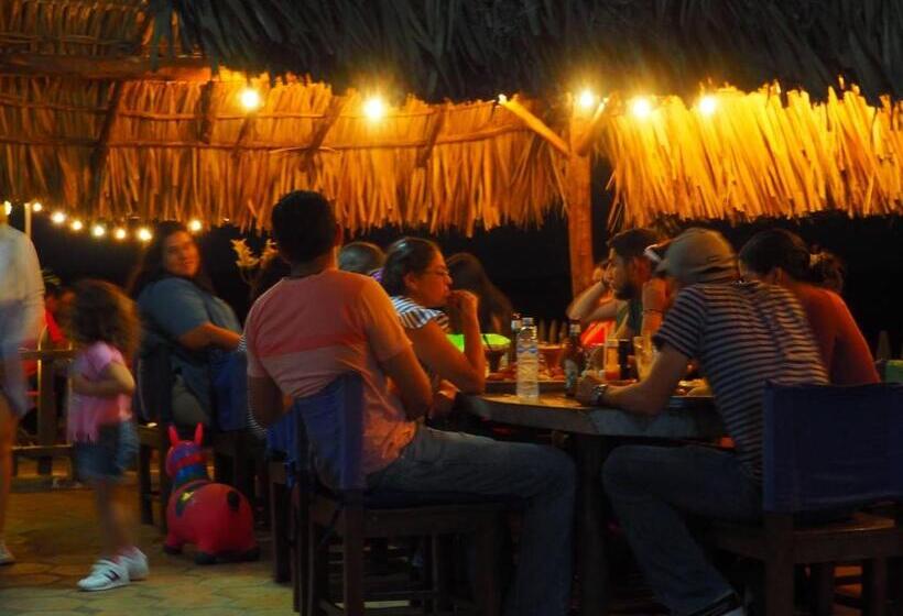 هتل Restaurante Spa La Barca De Oro